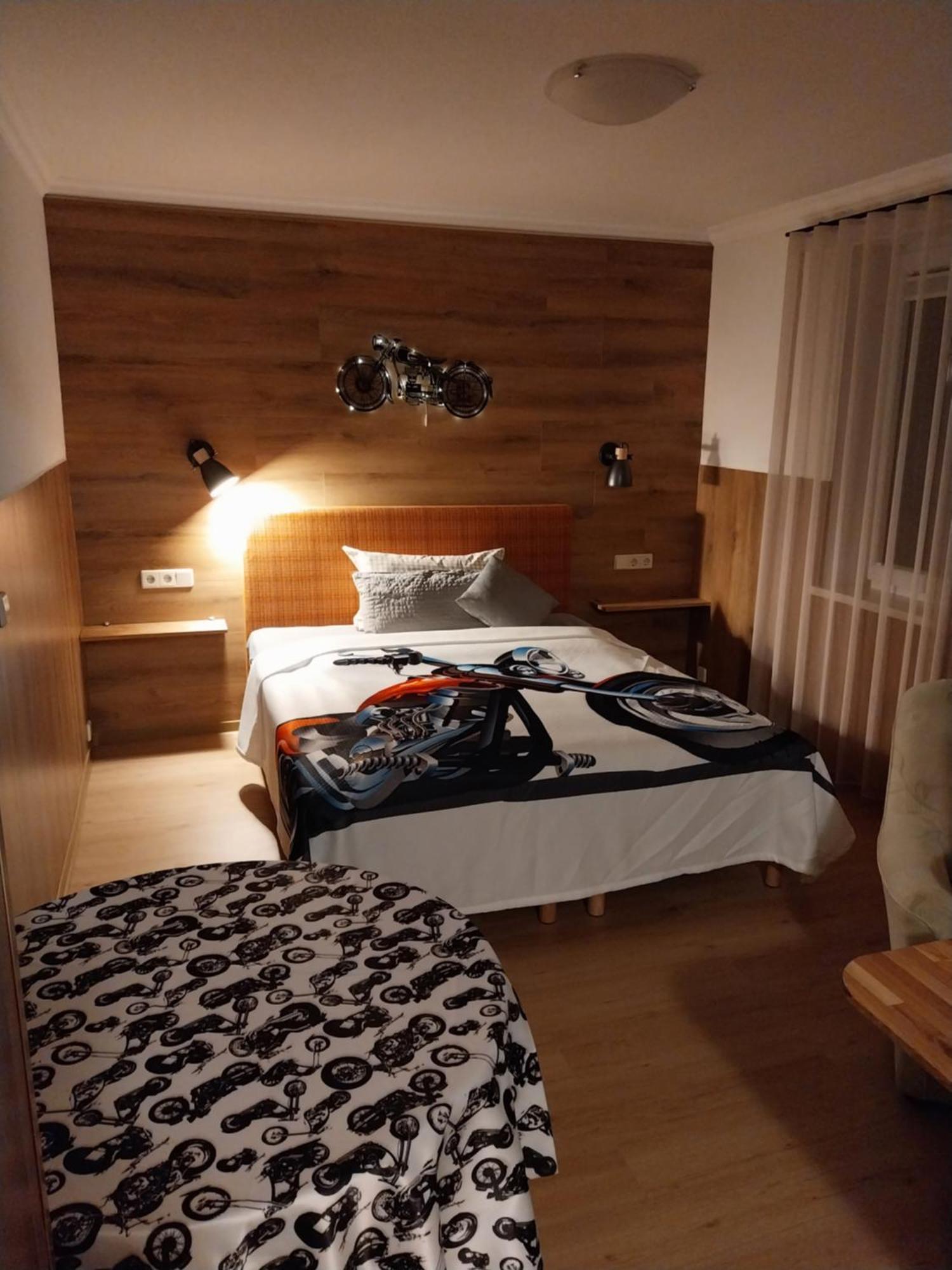 Landhotel Waldschloesschen Mit Gaststube Sohland an der Spree Exterior foto