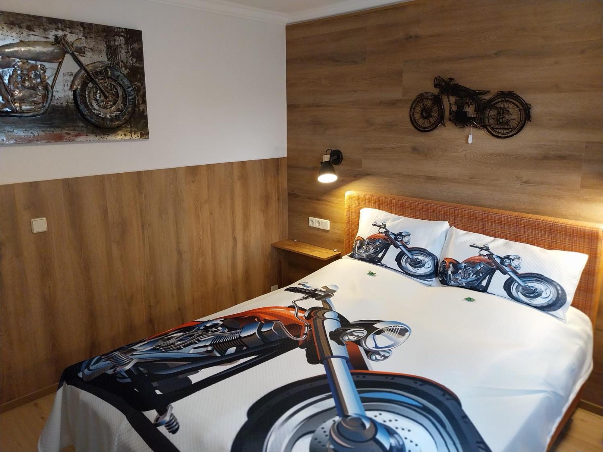 Landhotel Waldschloesschen Mit Gaststube Sohland an der Spree Exterior foto